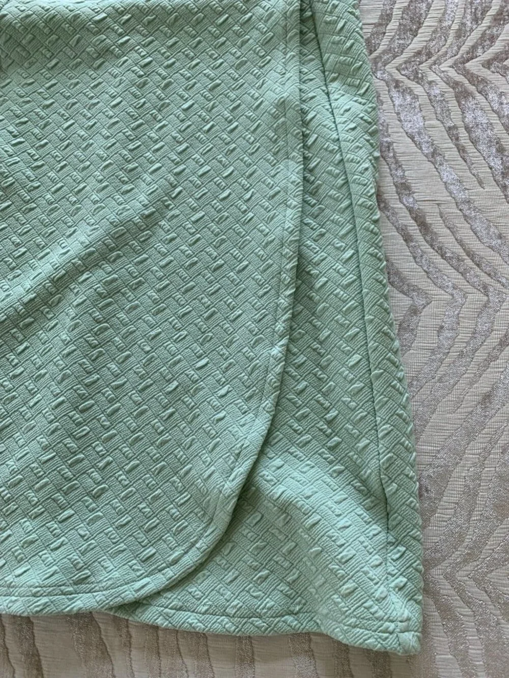 Sage Green 1950's Style Embossed Tulip Style Faux Wrap Dress Size: XS - Picture 6 of 10